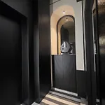 ホテル Sparano Palace - Luxury Maison 4*