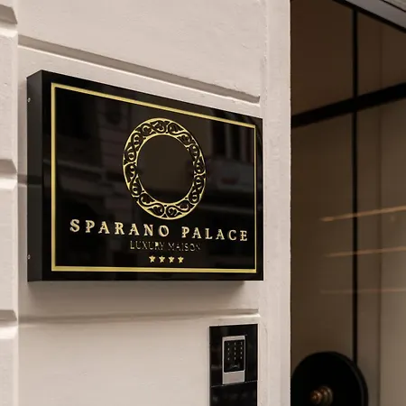 Sparano Palace - Luxury Maison מלון