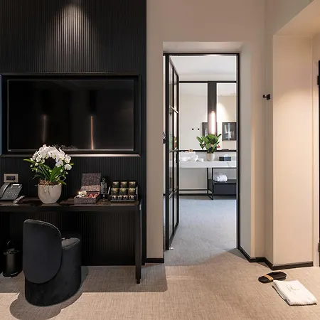 Sparano Palace - Luxury Maison 4*