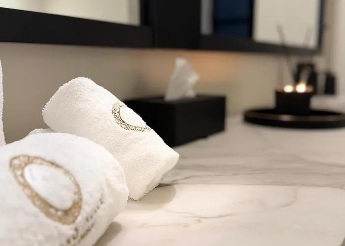 Sparano Palace - Luxury Maison Hotel Bari